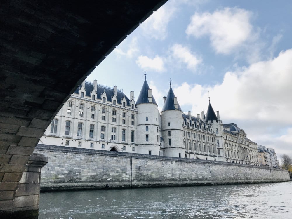 12 Paris landmarks you should visit 1