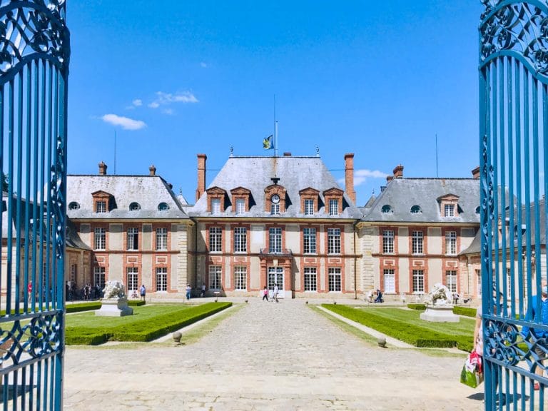 Read more about the article Château de Breteuil of fairytales (Day trip from Paris)