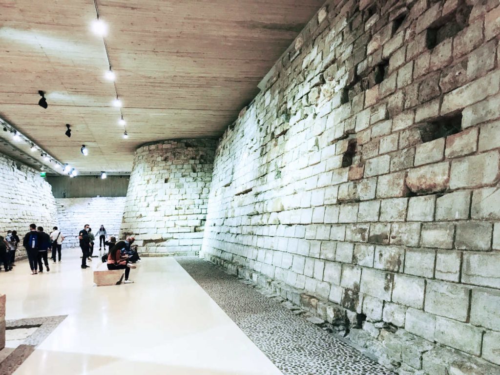 Walls of the ancient Louvre castle (Sully Wing, Level -1)