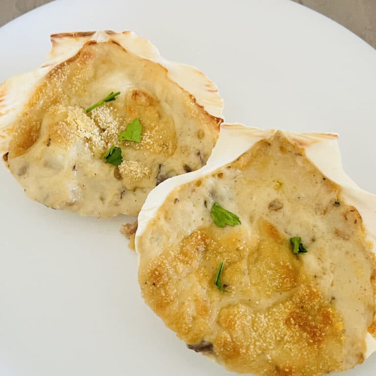 Read more about the article Creamy Coquilles St. Jacques (scallops) en Gratin