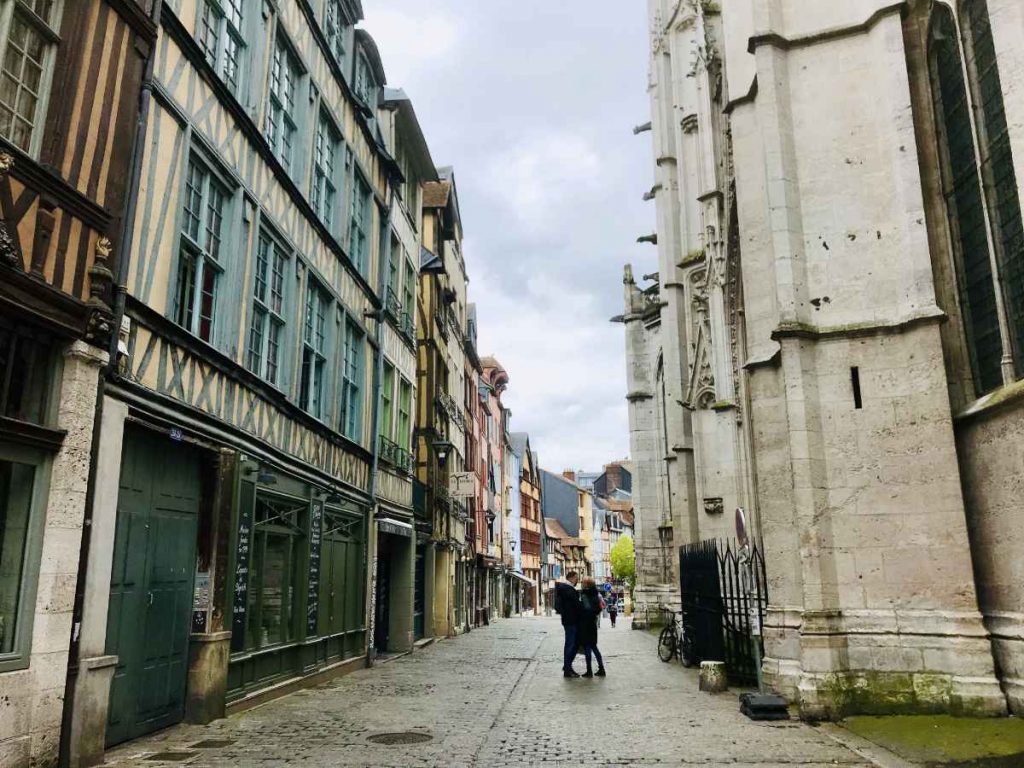Narrow street in Rouen