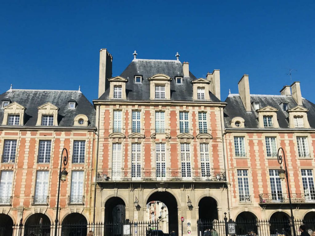 Place des Vosges: What to see and do (Paris) 1