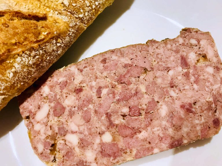 Read more about the article How to eat Pâté (from a French local)