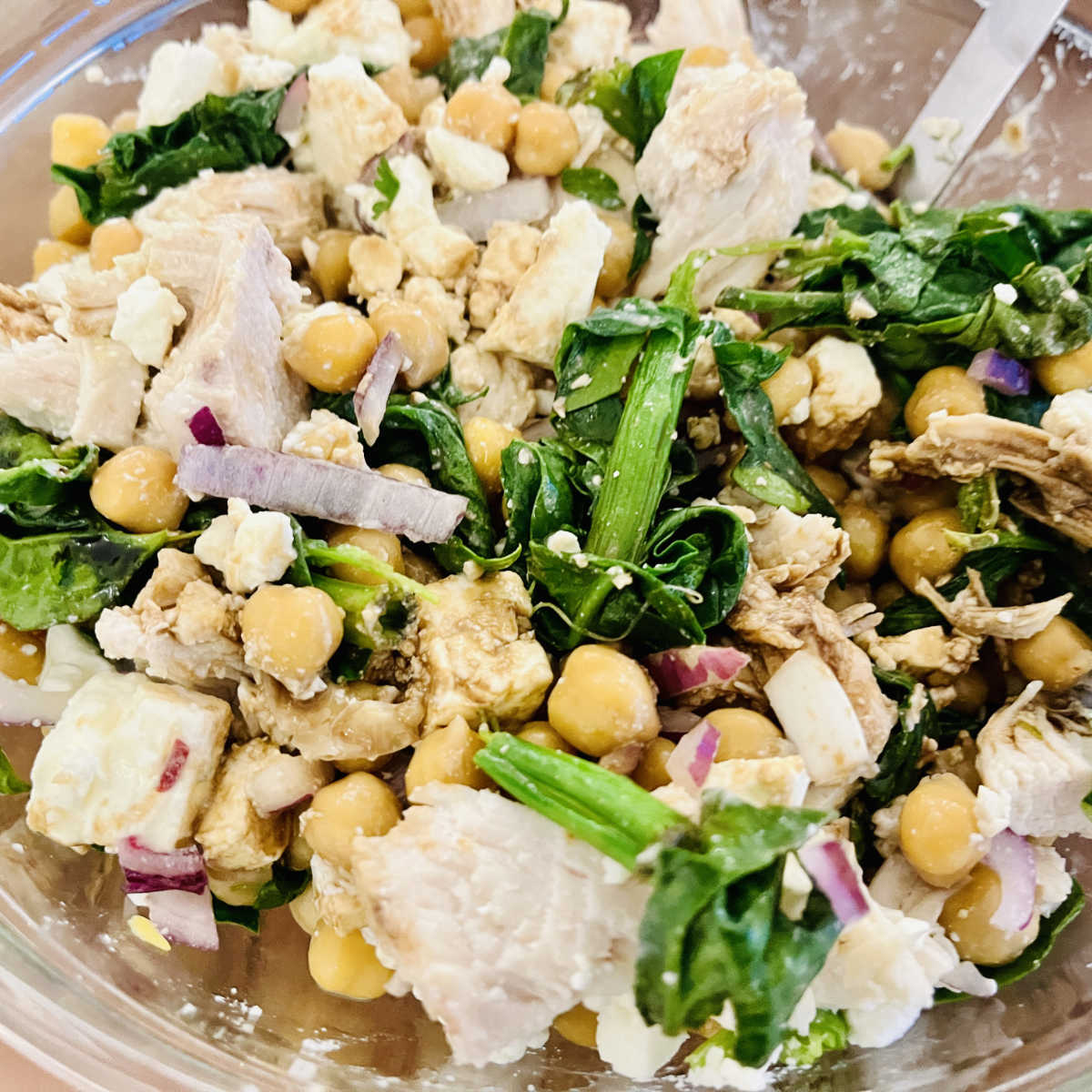 You are currently viewing Chicken Chickpea salad with Feta (Mediterranean Recipe)