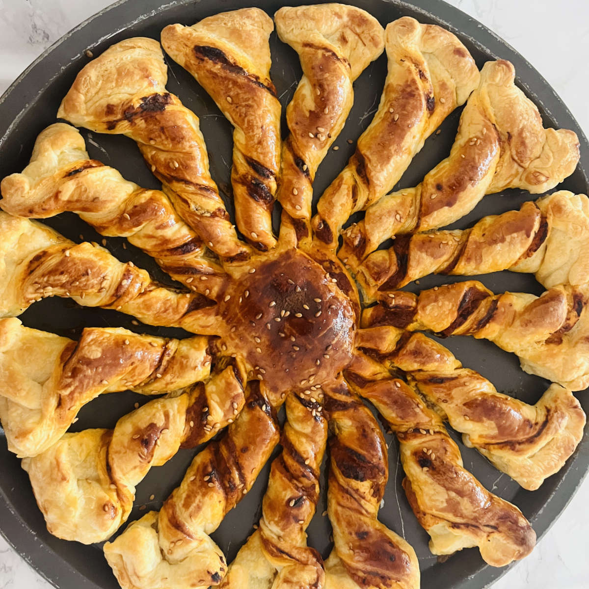 You are currently viewing Tarte Soleil (Sun pie appetizer)