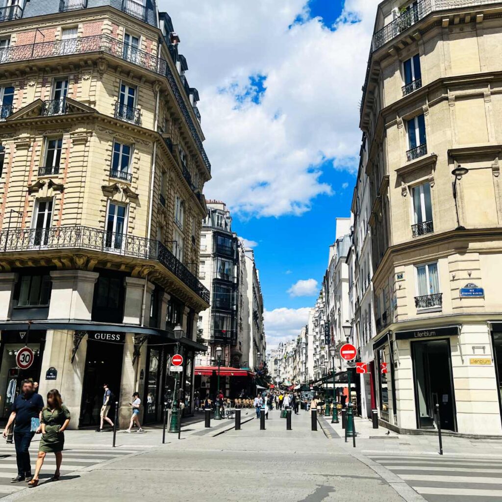 Pedestrianized street in Paris