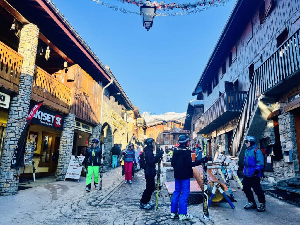 Skiing in La Plagne: Guide and where to stay (Alps) 1