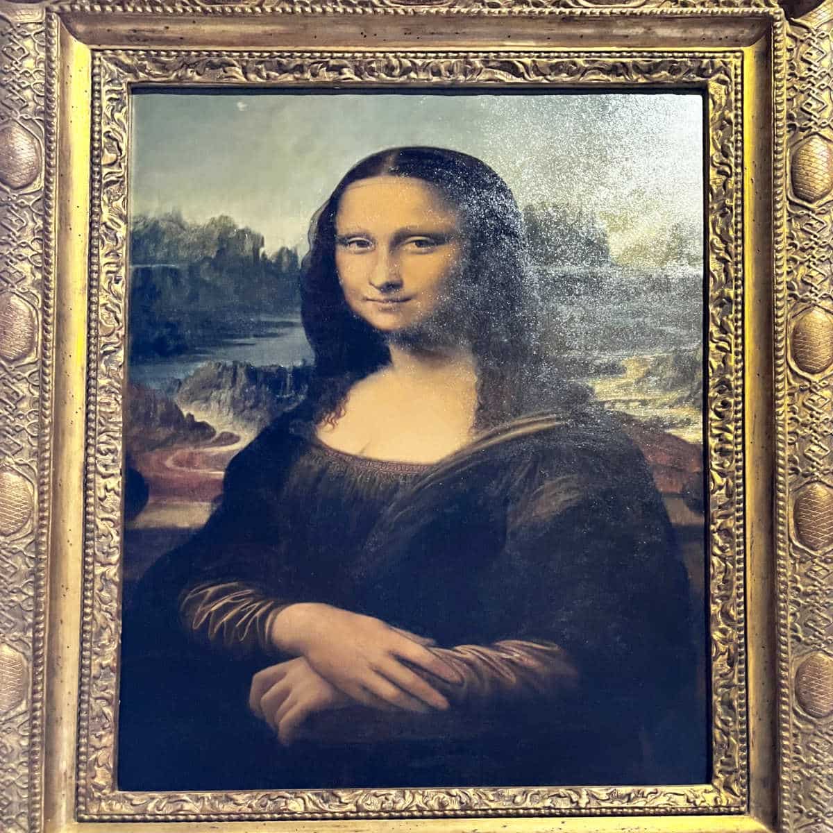 Mona Lisa By Leonardo Da Vinci