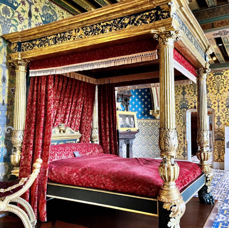 Read more about the article 16 Incredible Royal palaces in France