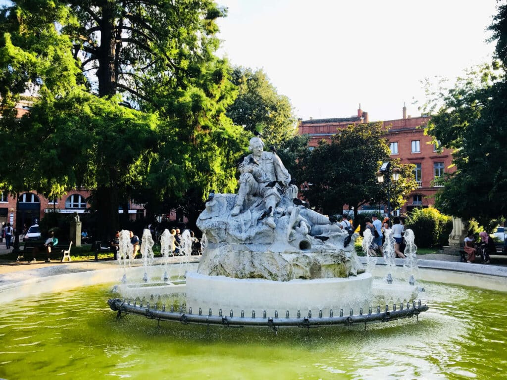 Fountain at Place Wilson, Toulouse