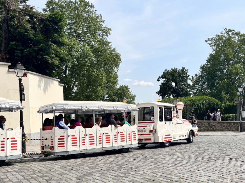 tourist train of Montmartre